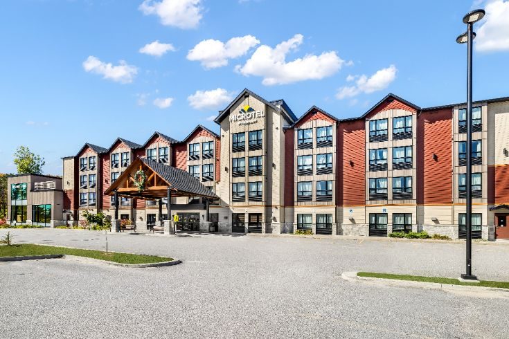 Home Microtel Mont Tremblant exterior